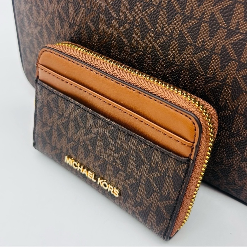 Michael Kors Large EW Crossbody Bag & Jet Se Travel MD ZA Card Case Wallet - Picture 6 of 12